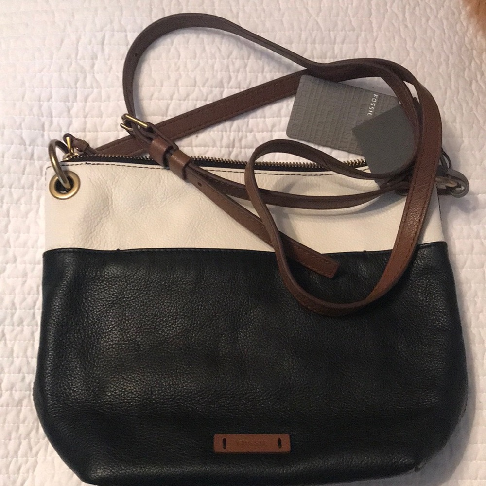 Fossil purse